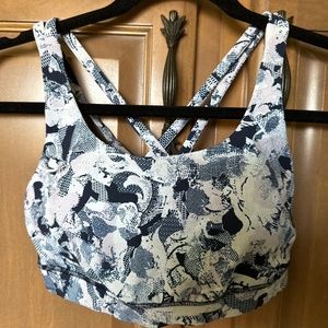 Lululemon Energy sports bra, size 6